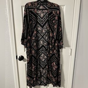 Torrid floral kimono size 3/4